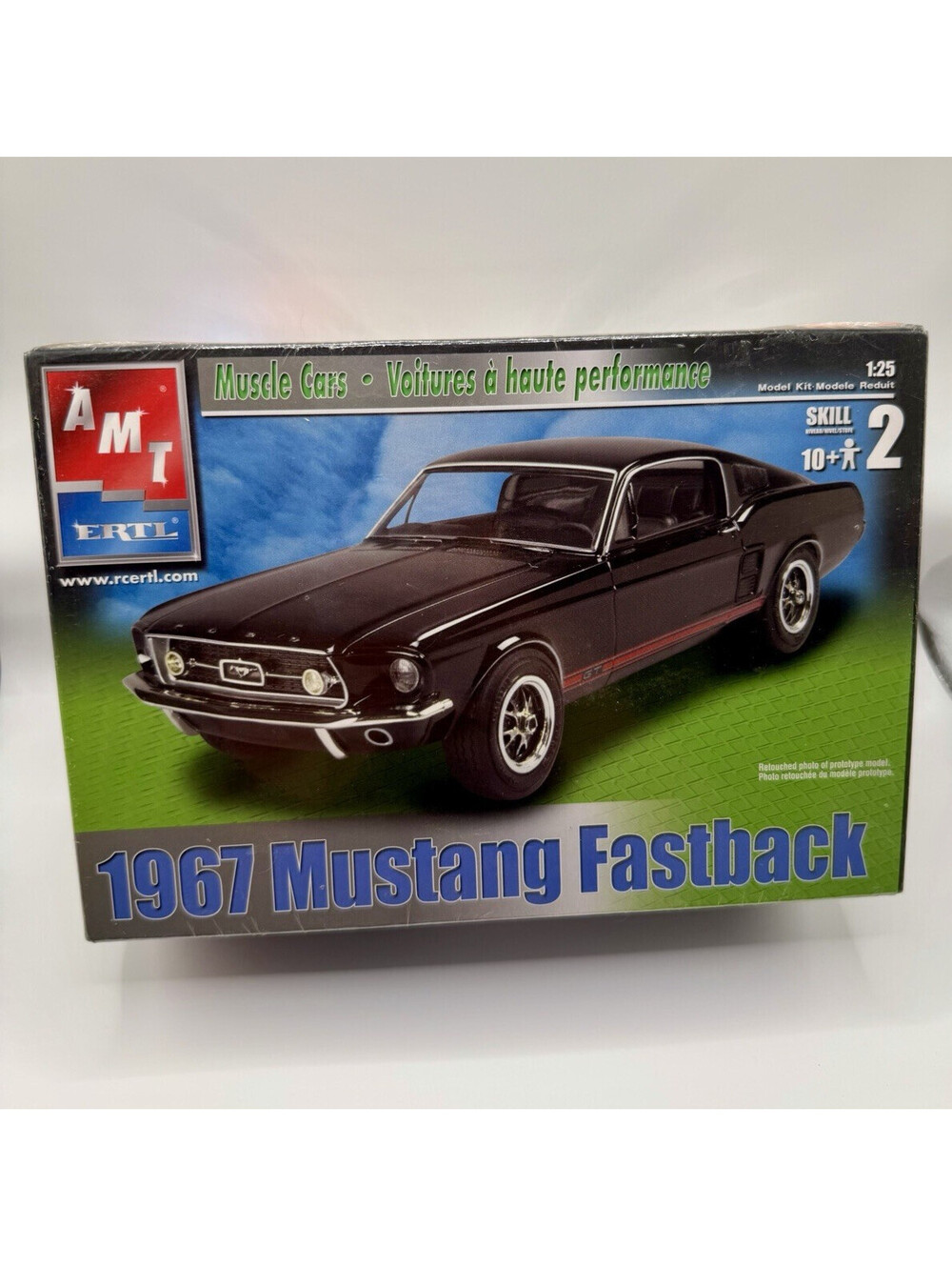 AMT 1967 Mustang Fastback 1:25 Model Kit Skill Level 2 Easy 10+ MPN 31550